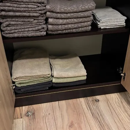 Cosy 11mins Center Apartman *