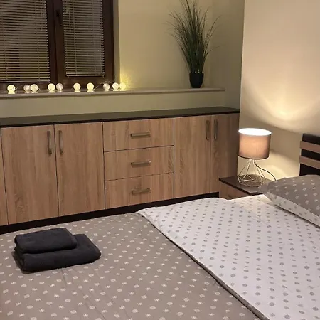 Cosy 11mins Center Apartman *